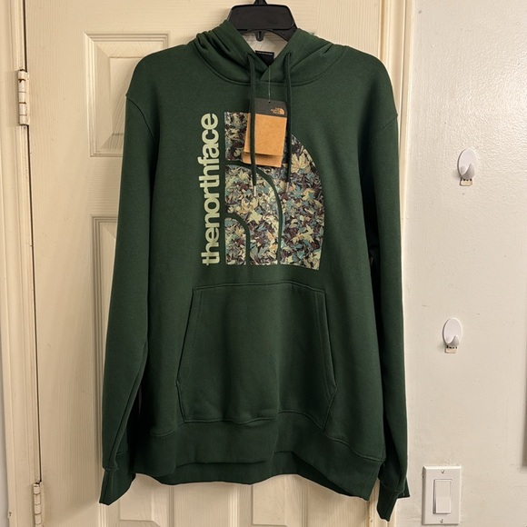 The North Face Men’s Hoodie - Picture 4 of 6